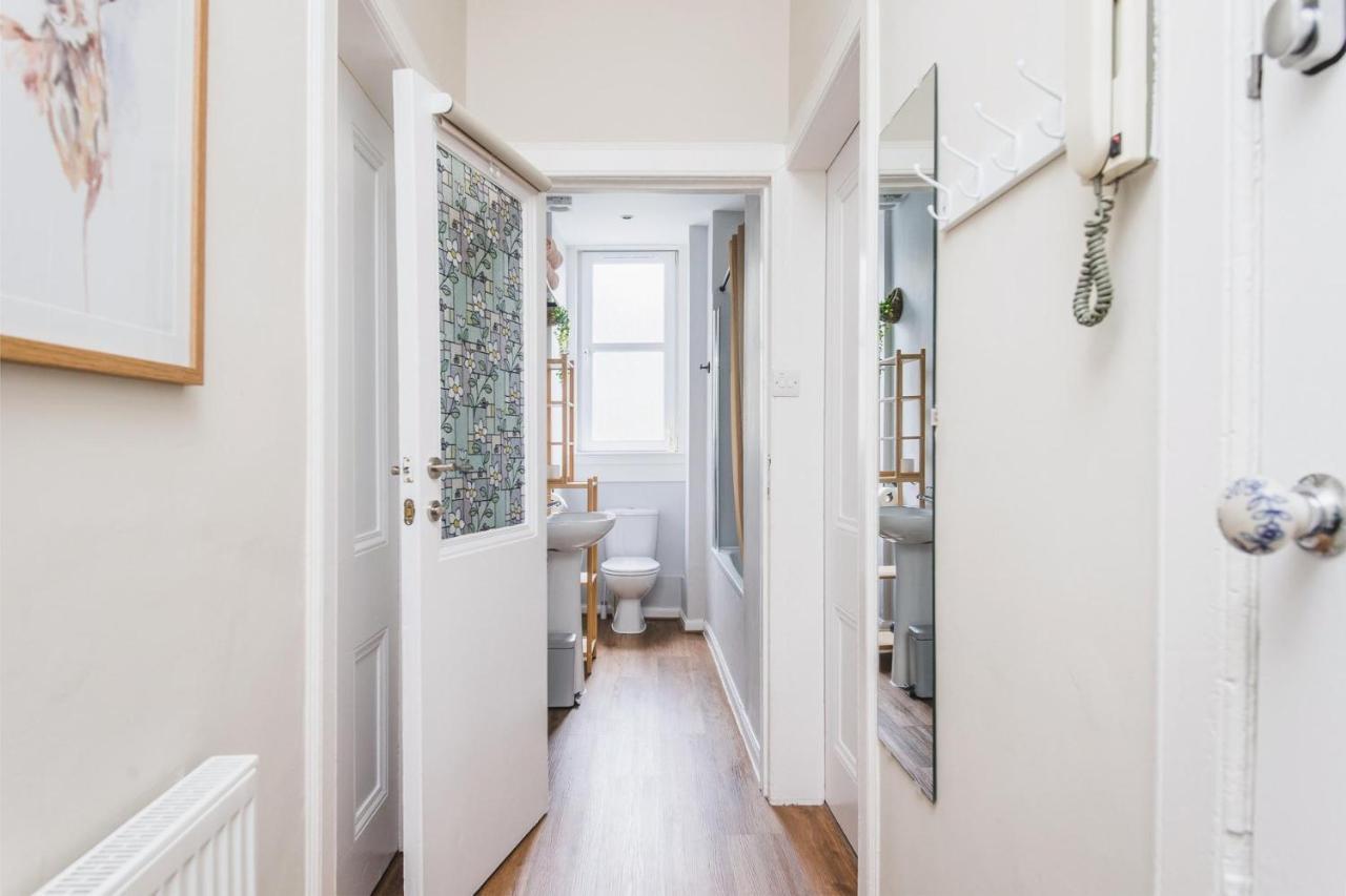New Sleek 1Bd Edinburgh City Centre Stay Экстерьер фото